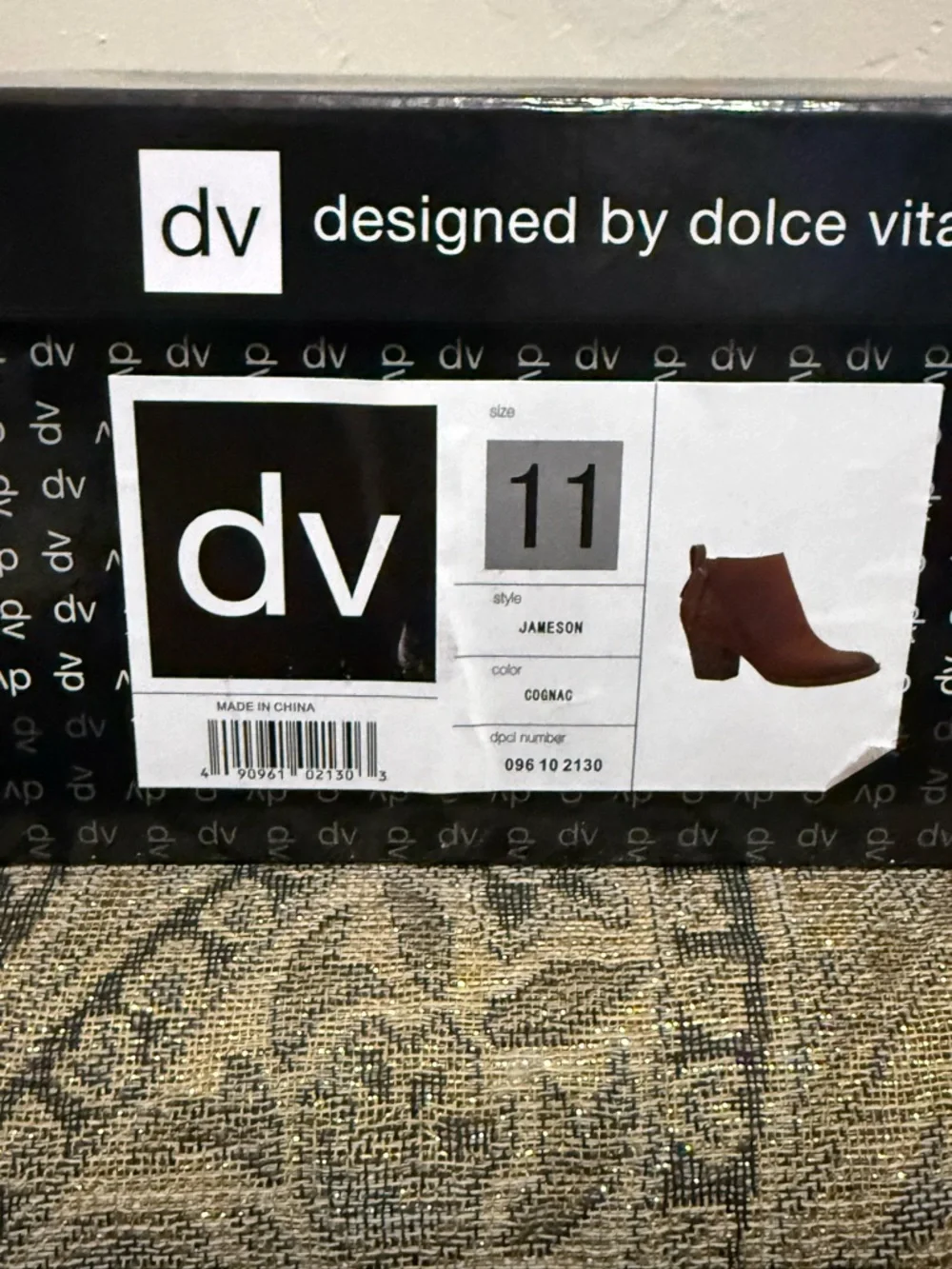 Dolce Vita Tan Ankle Booties with Side Zippers and Block Heel - Picture 2 of 9